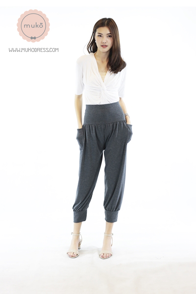 Muko Colla กางเกงขายาว ทรงจินนี่ BL02-002 สีเทาเข้ม