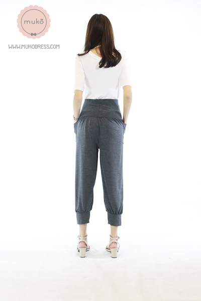 Muko Colla กางเกงขายาว ทรงจินนี่ BL02-002 สีเทาเข้ม