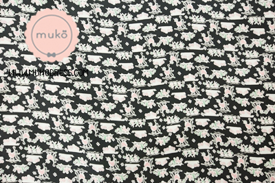 Muko Nursing Cover ผ้าคลุมให้นม AA04-016 ดำลายไก่