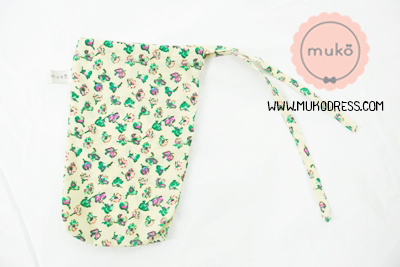 Muko Nursing Cover ผ้าคลุมให้นม AA04-019 สีเหลืองดอกเขียว