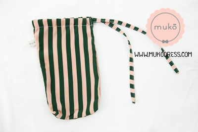 Muko Nursing Cover ผ้าคลุมให้นม AA04-020 ริ้วเขียว