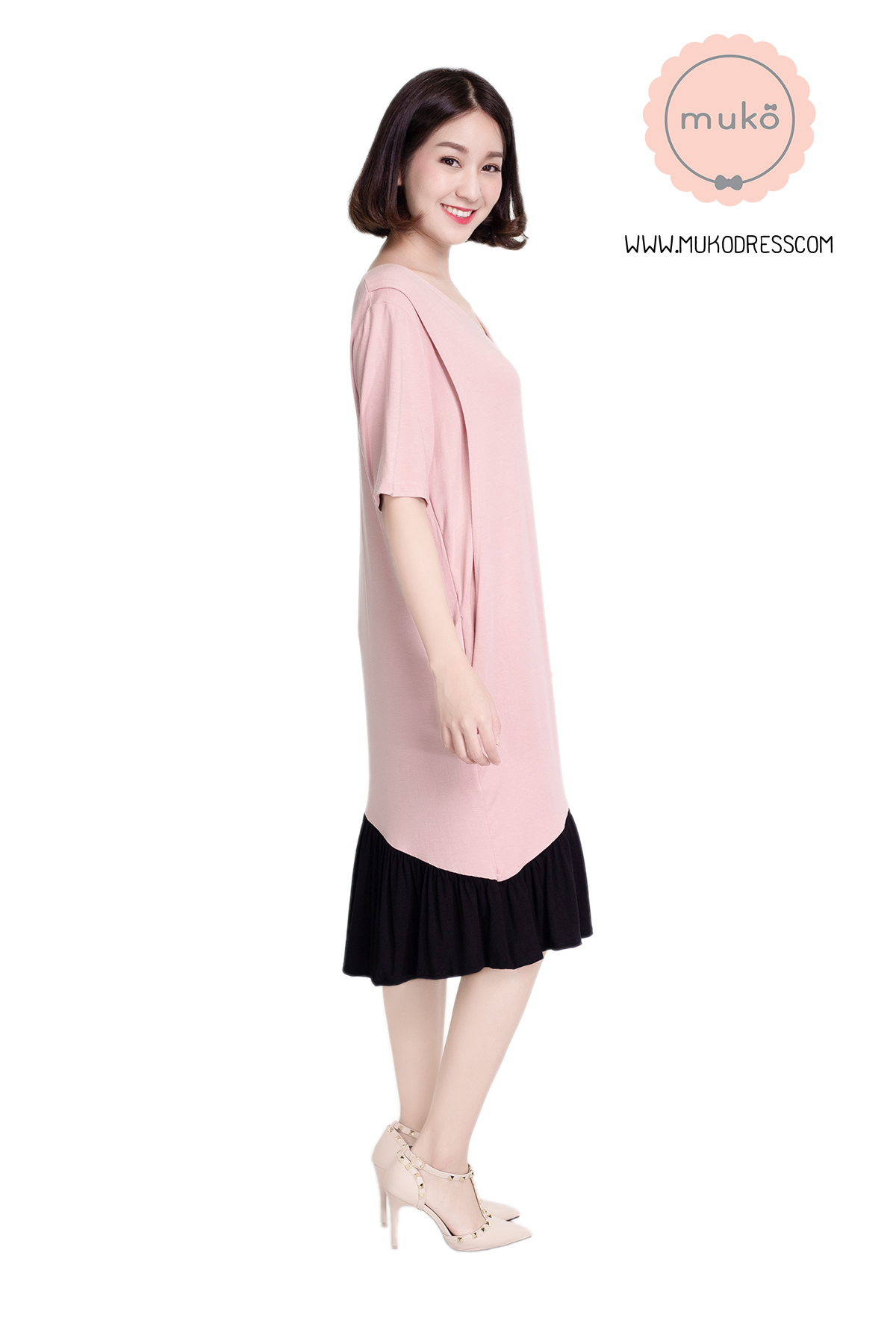 Muko Marlie เดรสให้นม คลุมท้อง DR24-002 นู๊ด-ดำ Muko Marlie เดรสให้นม คลุมท้อง DR24-002 นู๊ด-ดำ