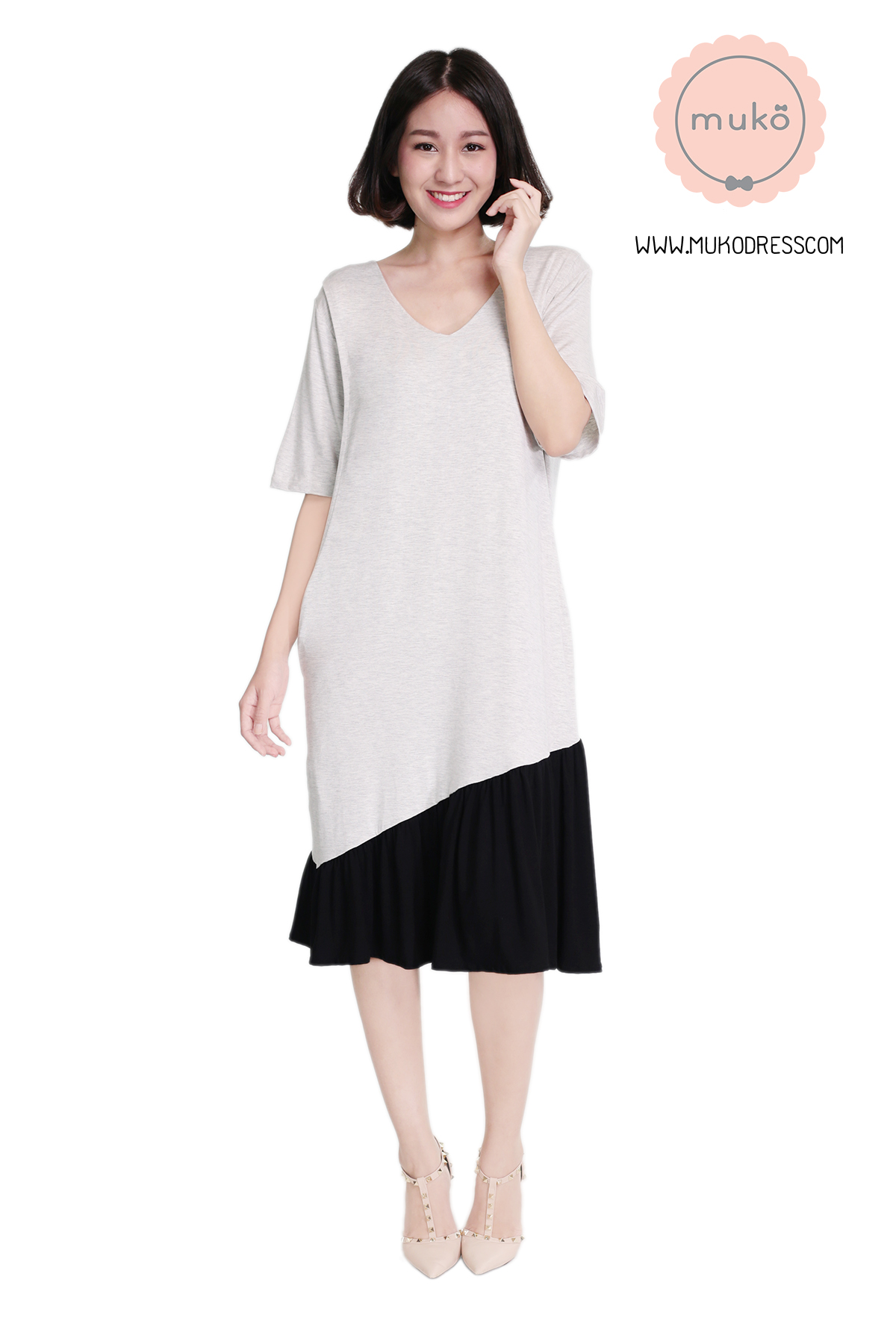 Muko Marlie เดรสให้นม คลุมท้อง DR24-010 เทาอ่อนมาก-ดำ