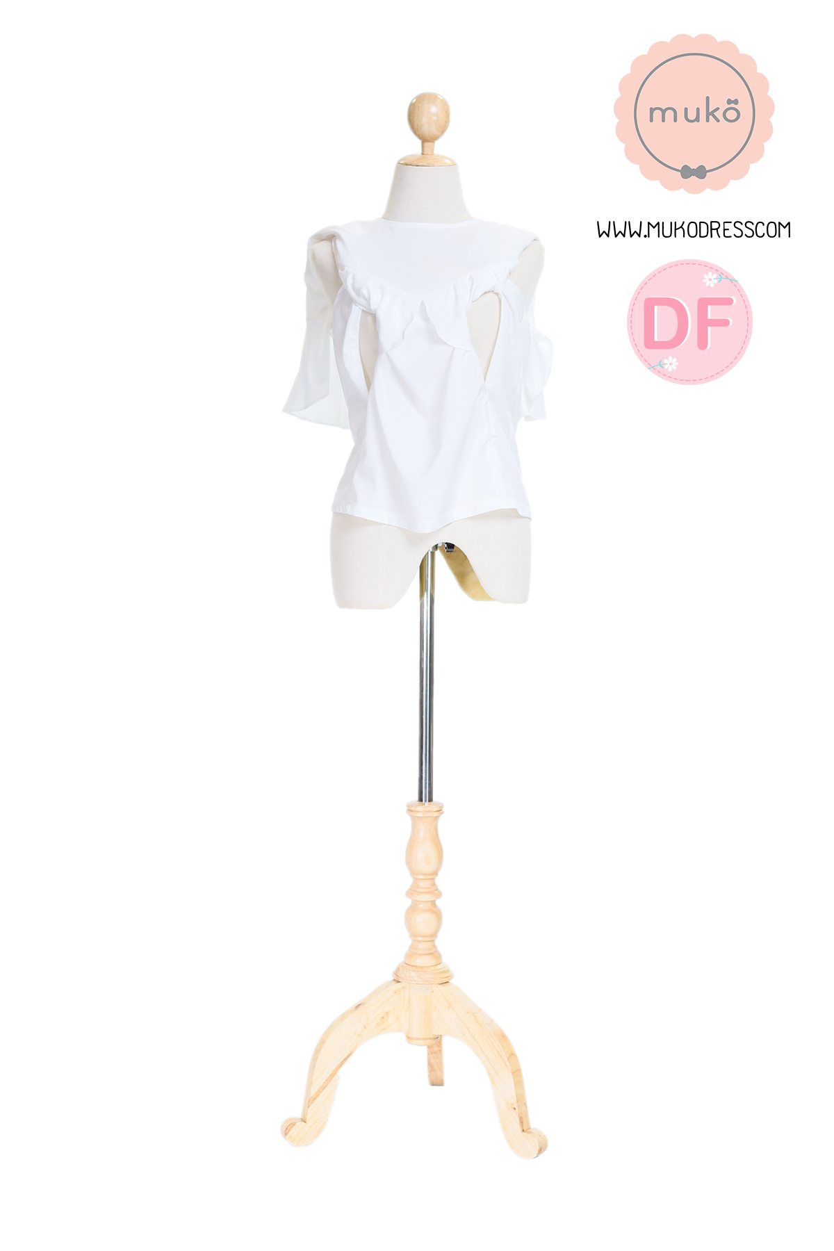 Muko Queen-B เสื้อเปิดให้นม BSL11-010DF ขาว Muko Queen-B เสื้อเปิดให้นม BSL11-010DF ขาว
