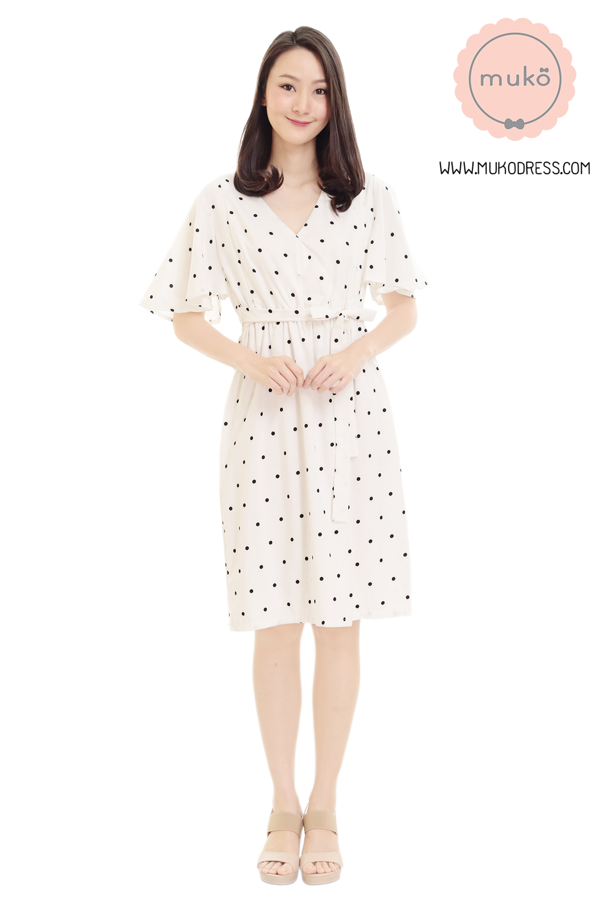 Muko Jaycee เดรสให้นม คลุมท้อง DZ24-030 ขาวจุดดำ