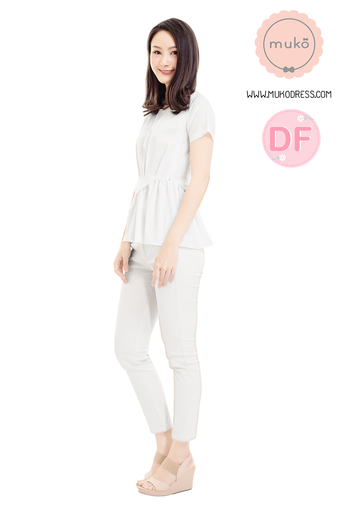 Muko Peony เสื้อเปิดให้นม คลุมท้อง BSL21-004DF ขาว Muko Peony เสื้อเปิดให้นม คลุมท้อง BSL21-004DF ขาว
